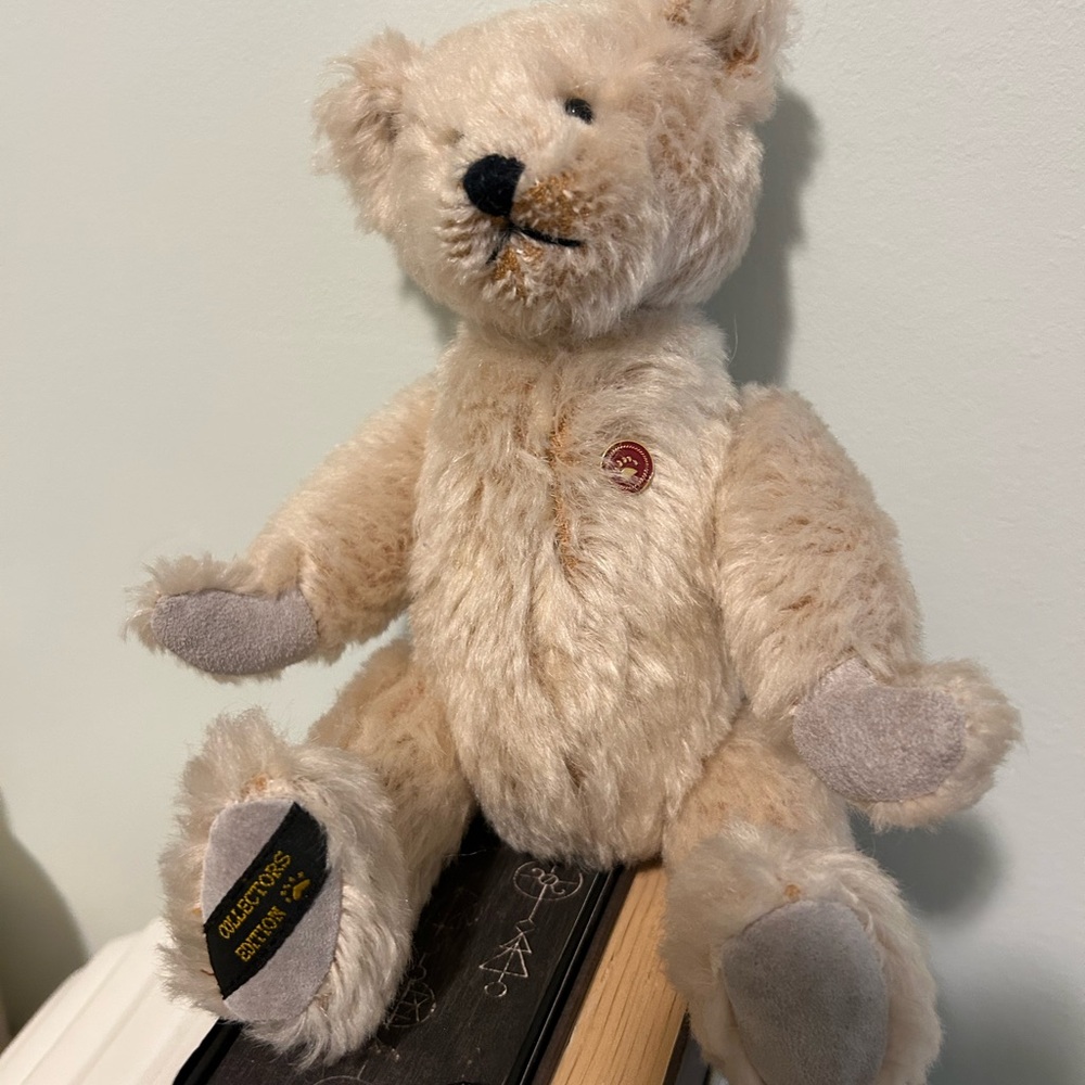 Boyd’s Bears 2001 Mohair Collection-Collectors Edition Teddy B. Bear